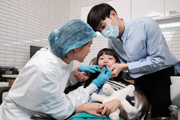 Kids Dental Crowns: Metal Allergies And Other Concerns